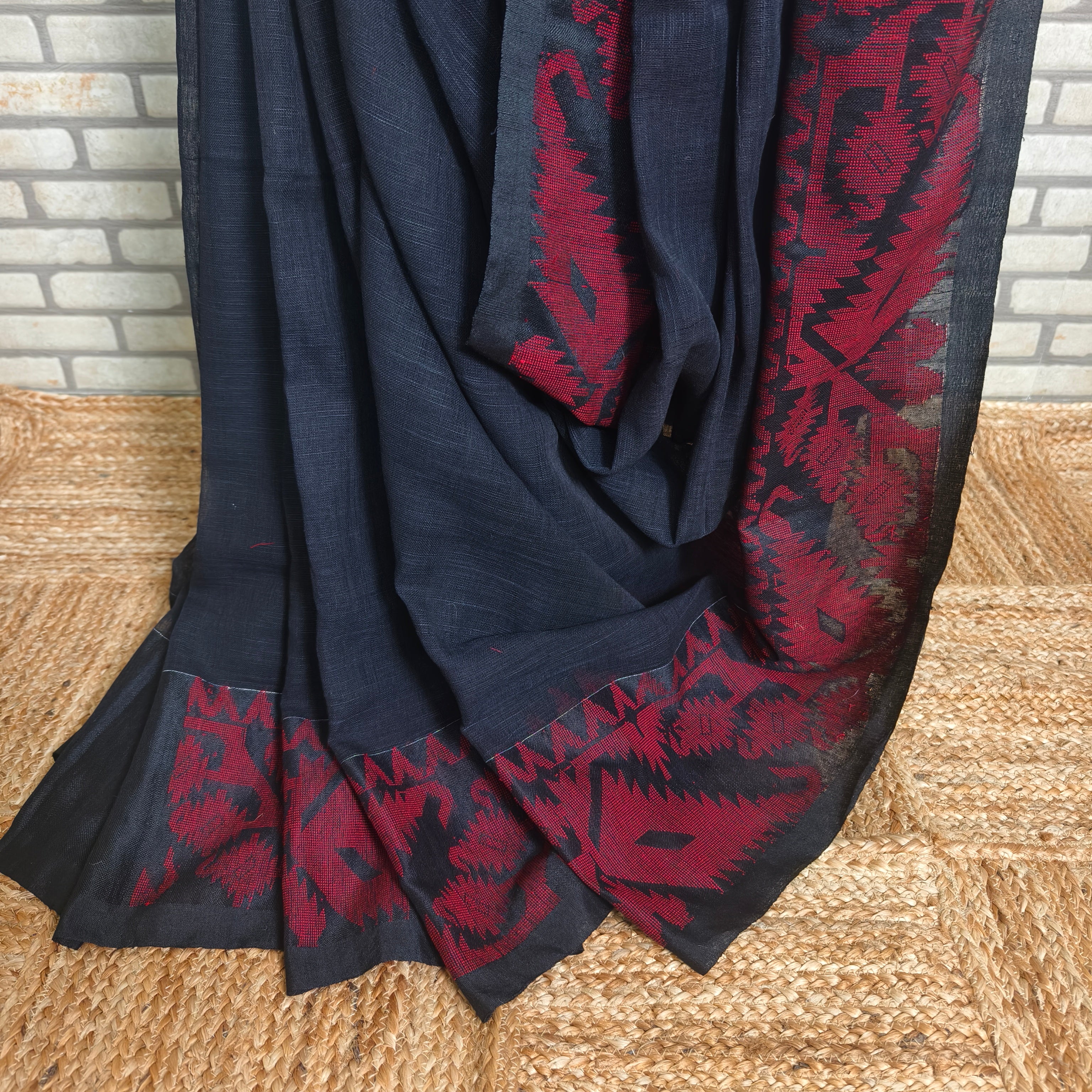 Black Red Jamdani Linen Saree