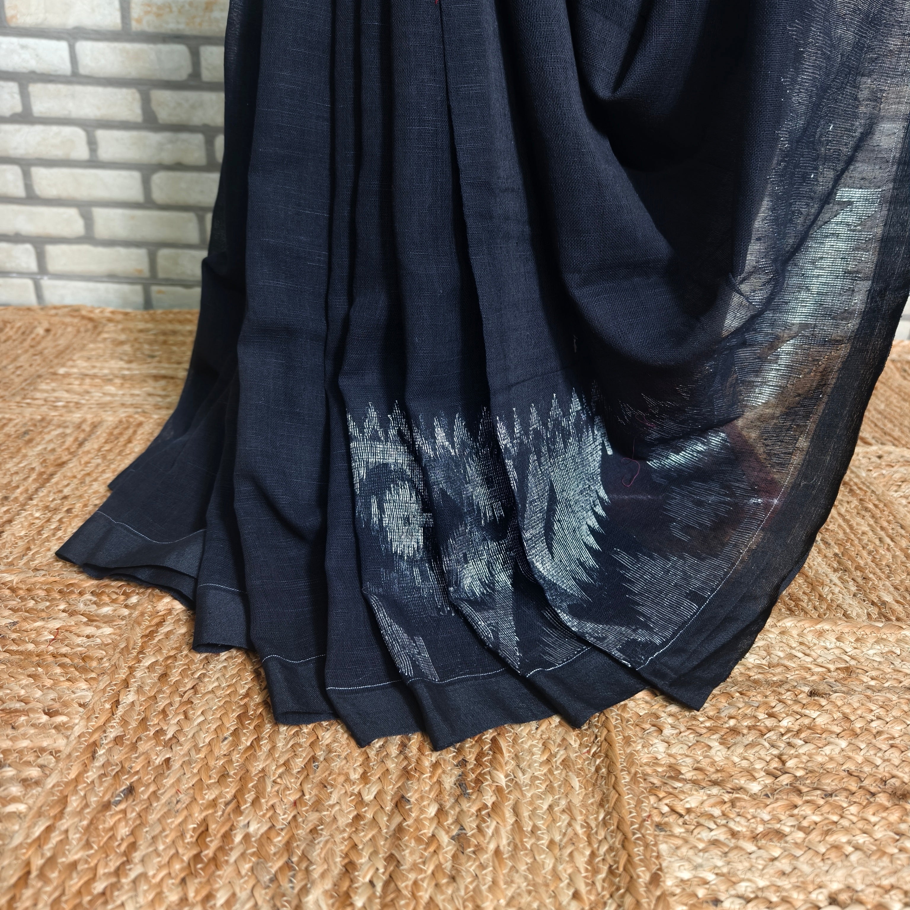 Black Linen Saree With Silver Jamdani