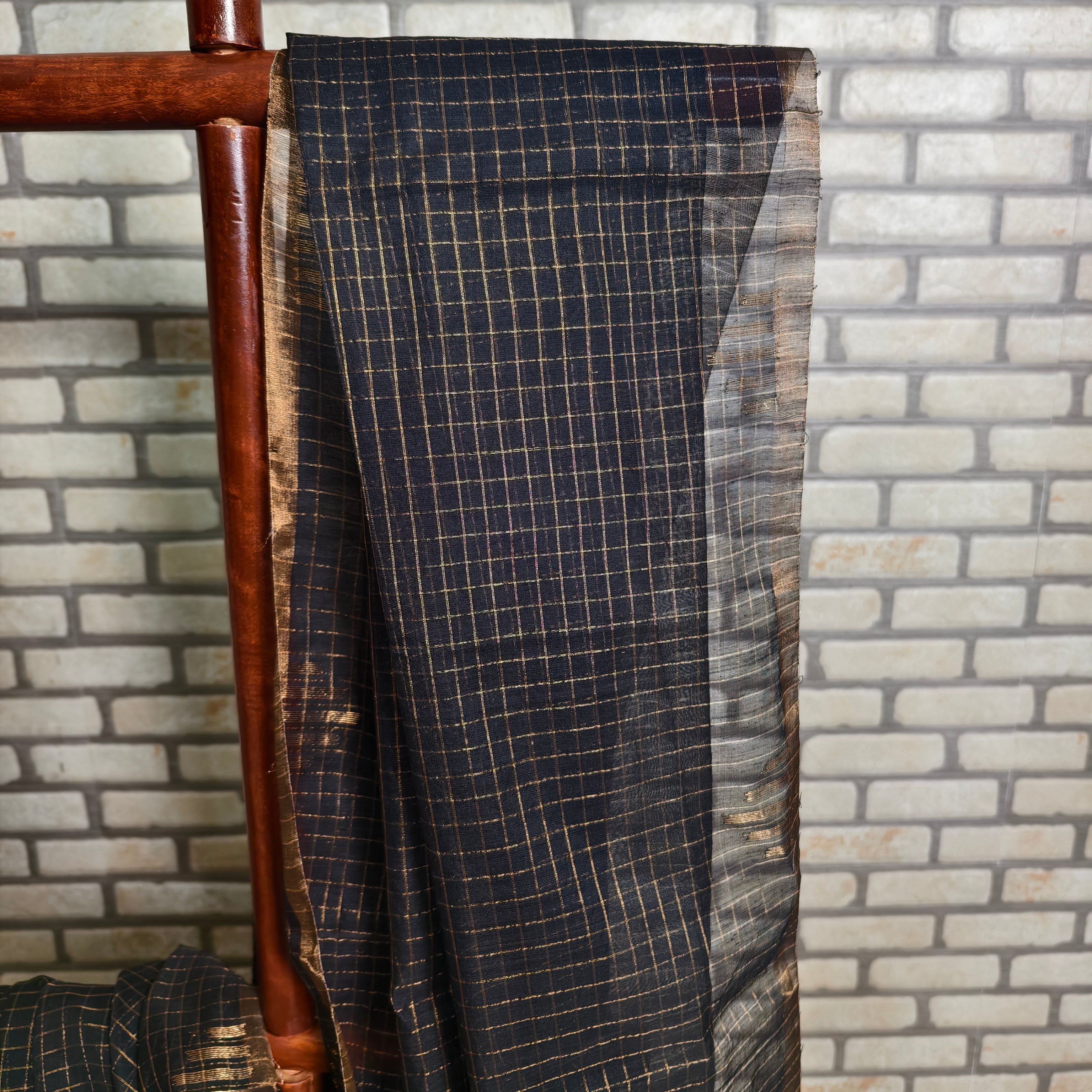 Khadi Checked Golden Border Linen Saree