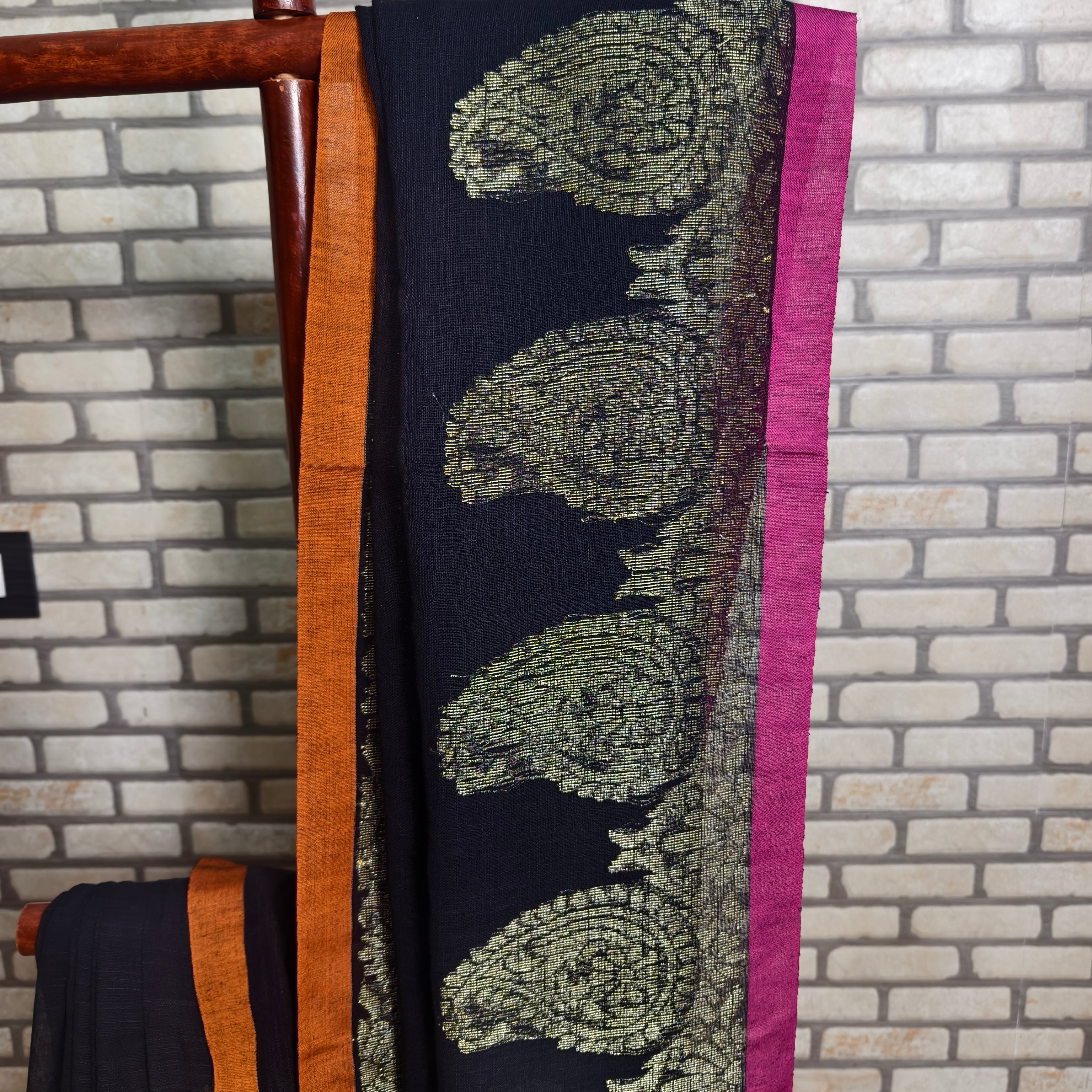 Black Koyari Style Jamdani Linen Saree