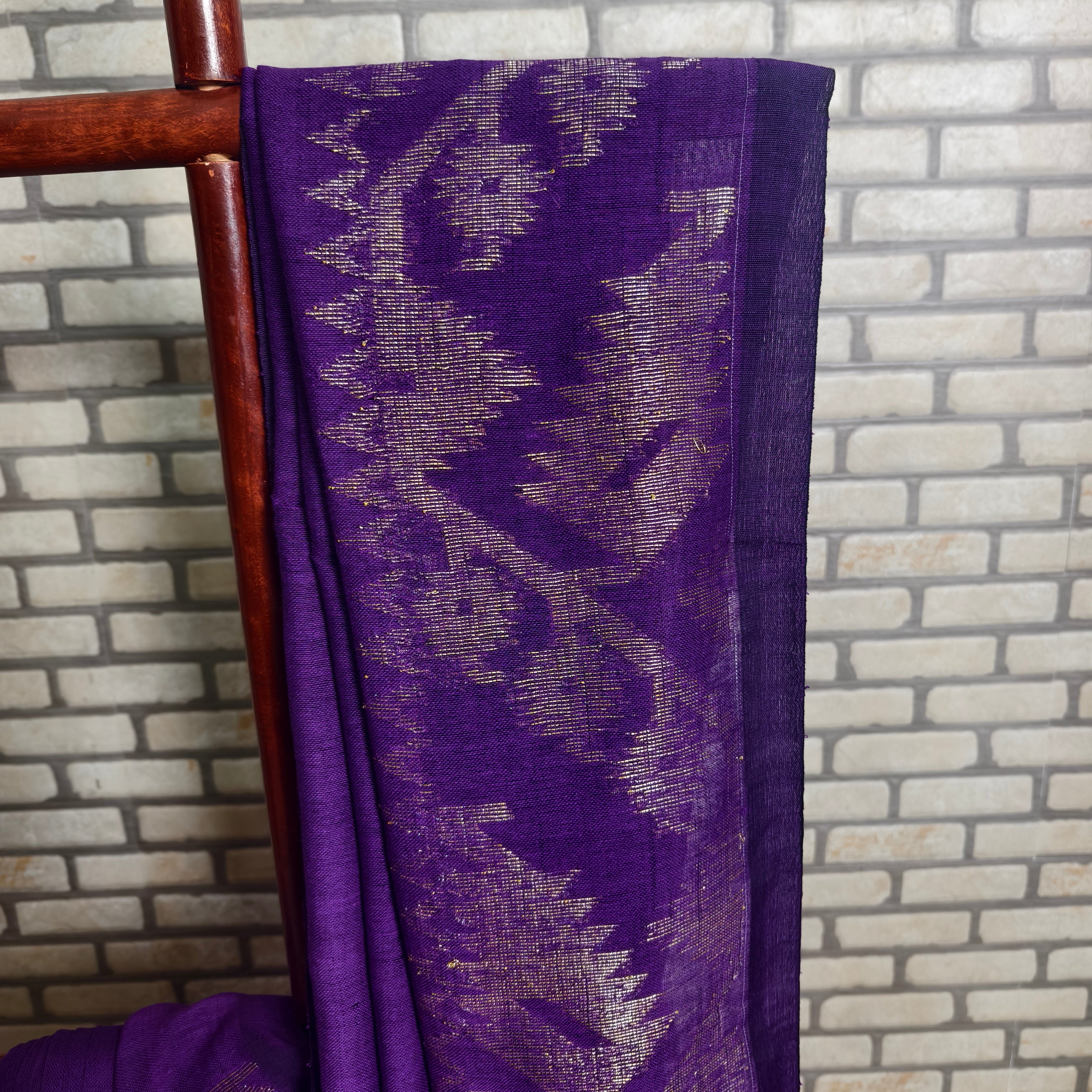 Purple Zari Jamdani Linen Saree