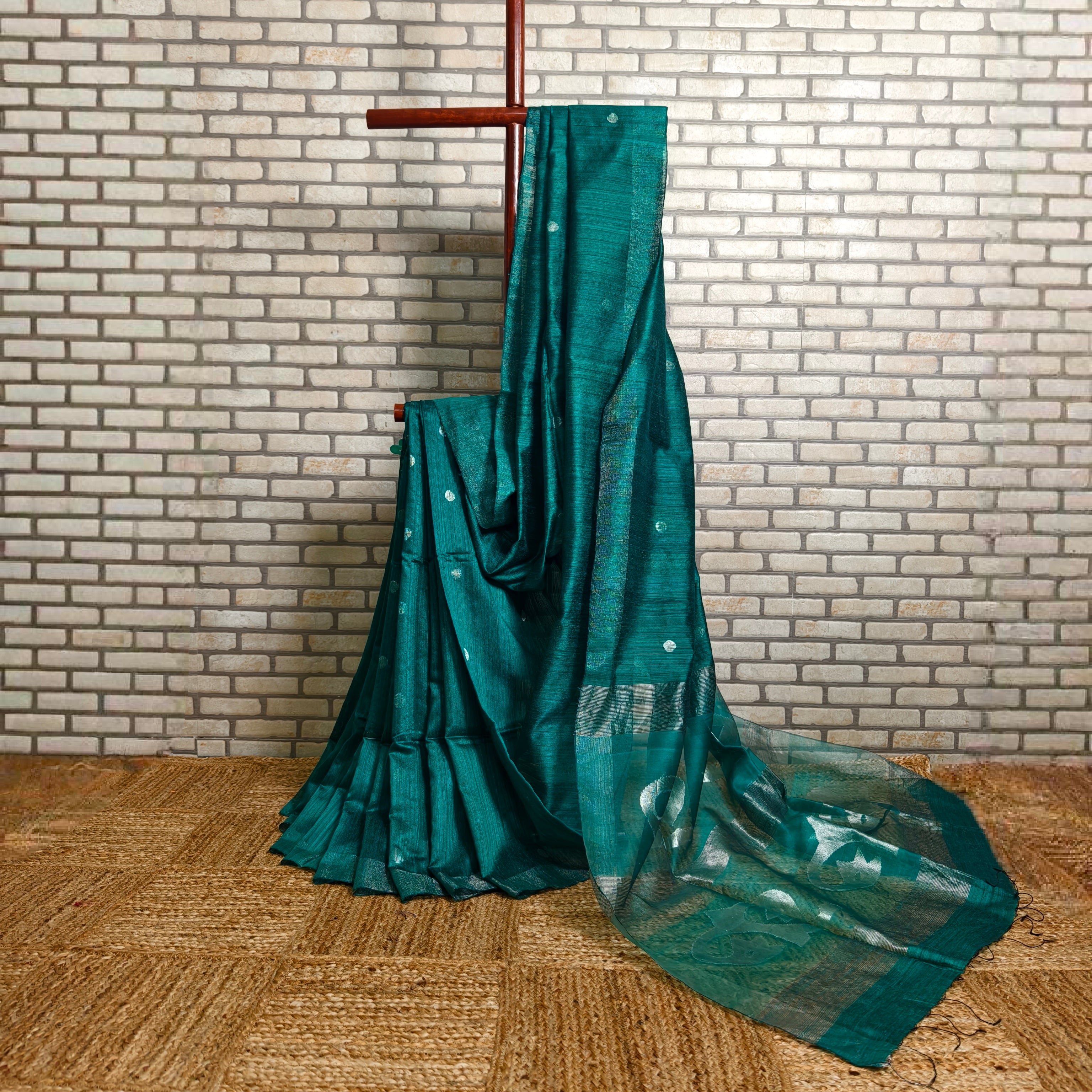 Peacock Green Matka Silk Saree