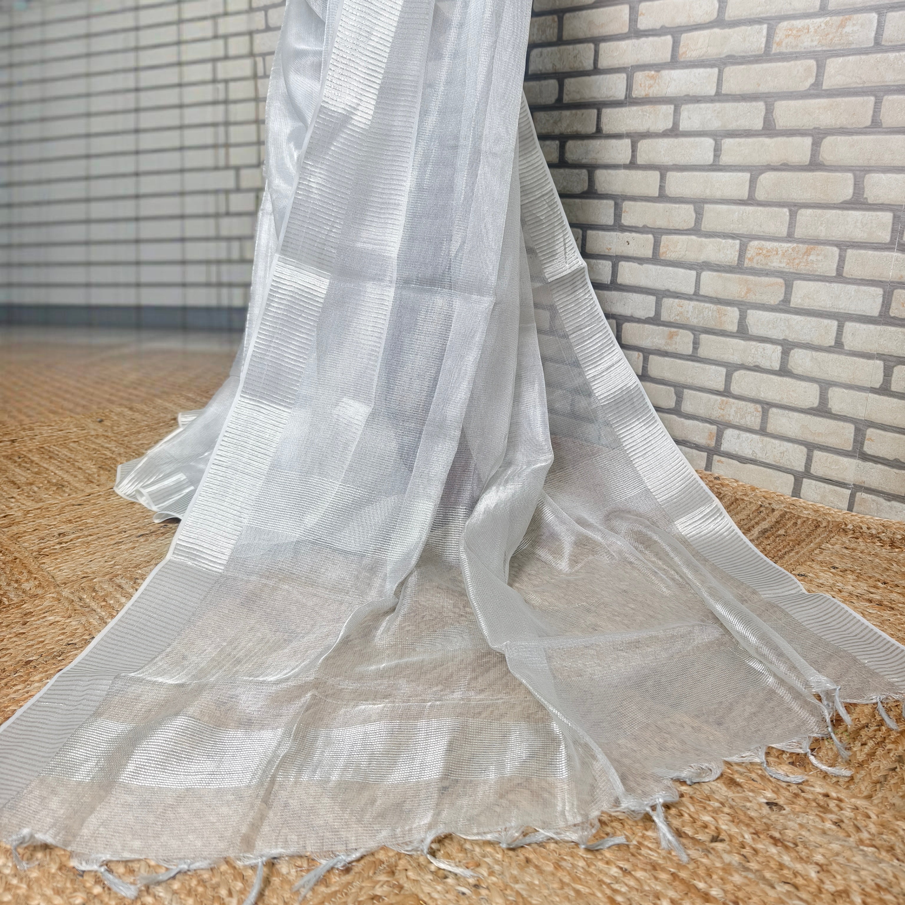 Silver Resham Silk Saree