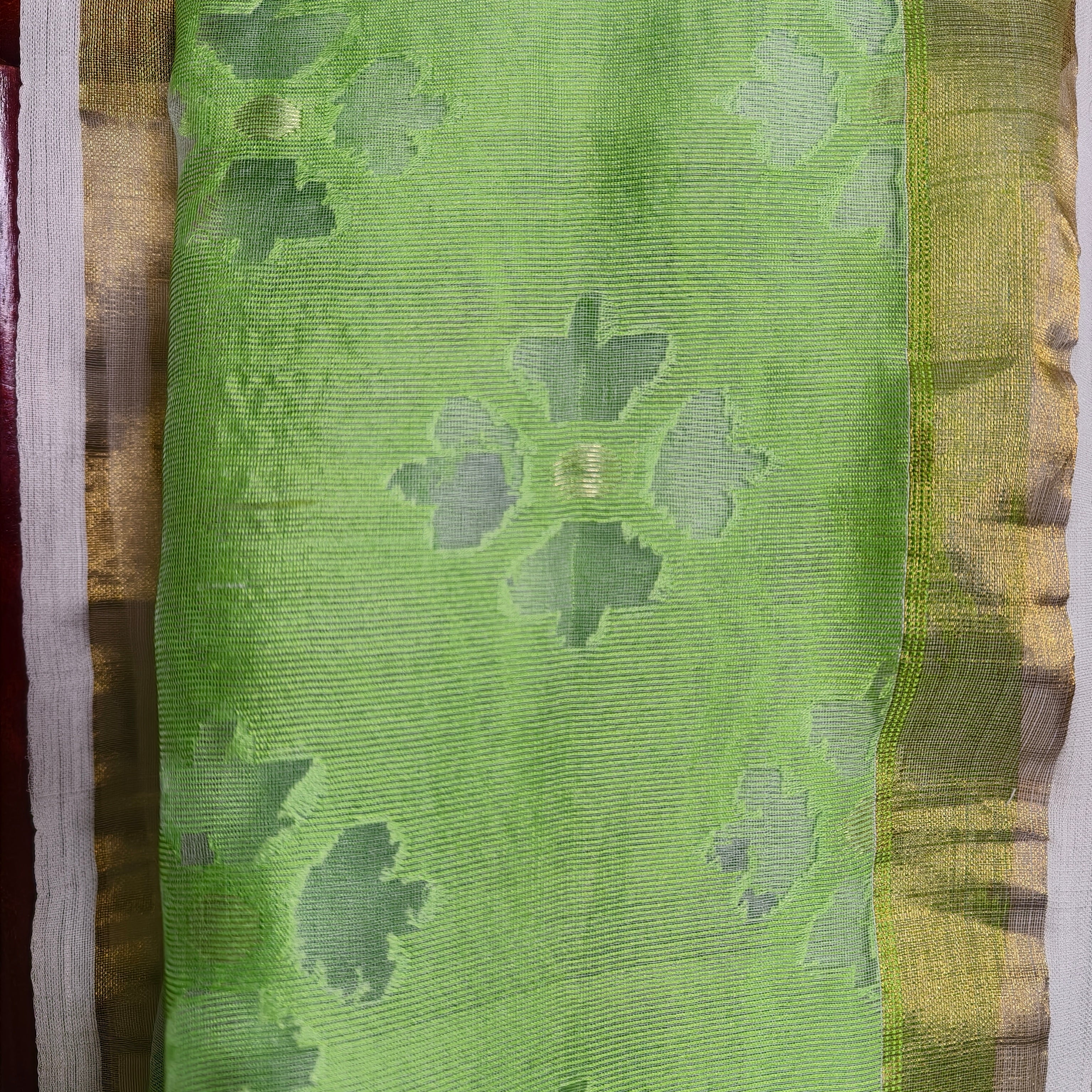 Vibrant Green Matka Silk Saree