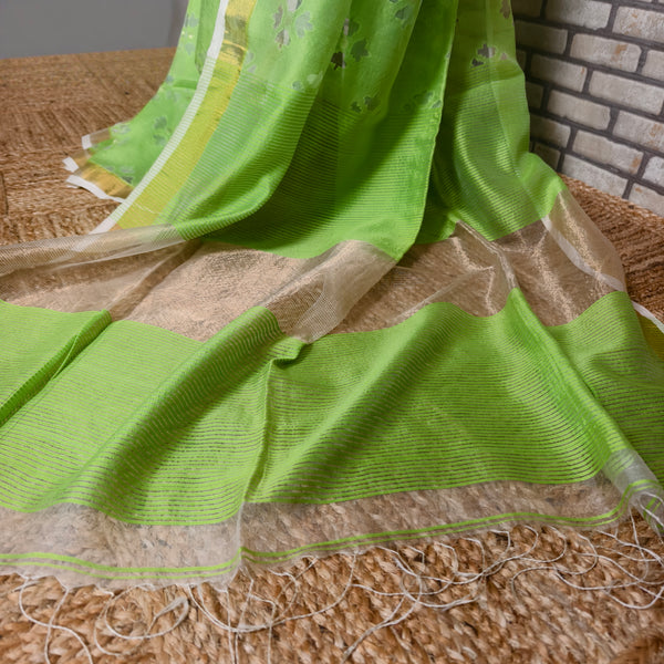 Vibrant Green Matka Silk Saree