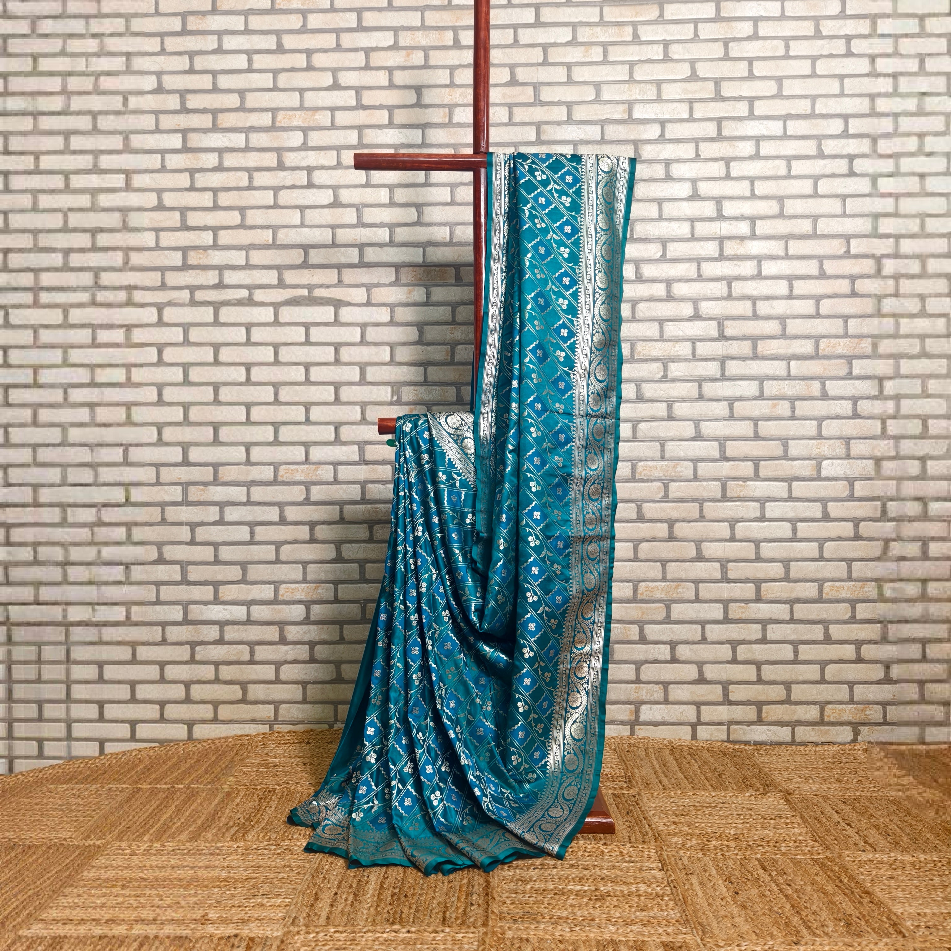 Two Tone Green Blue Mashru Silk Saree