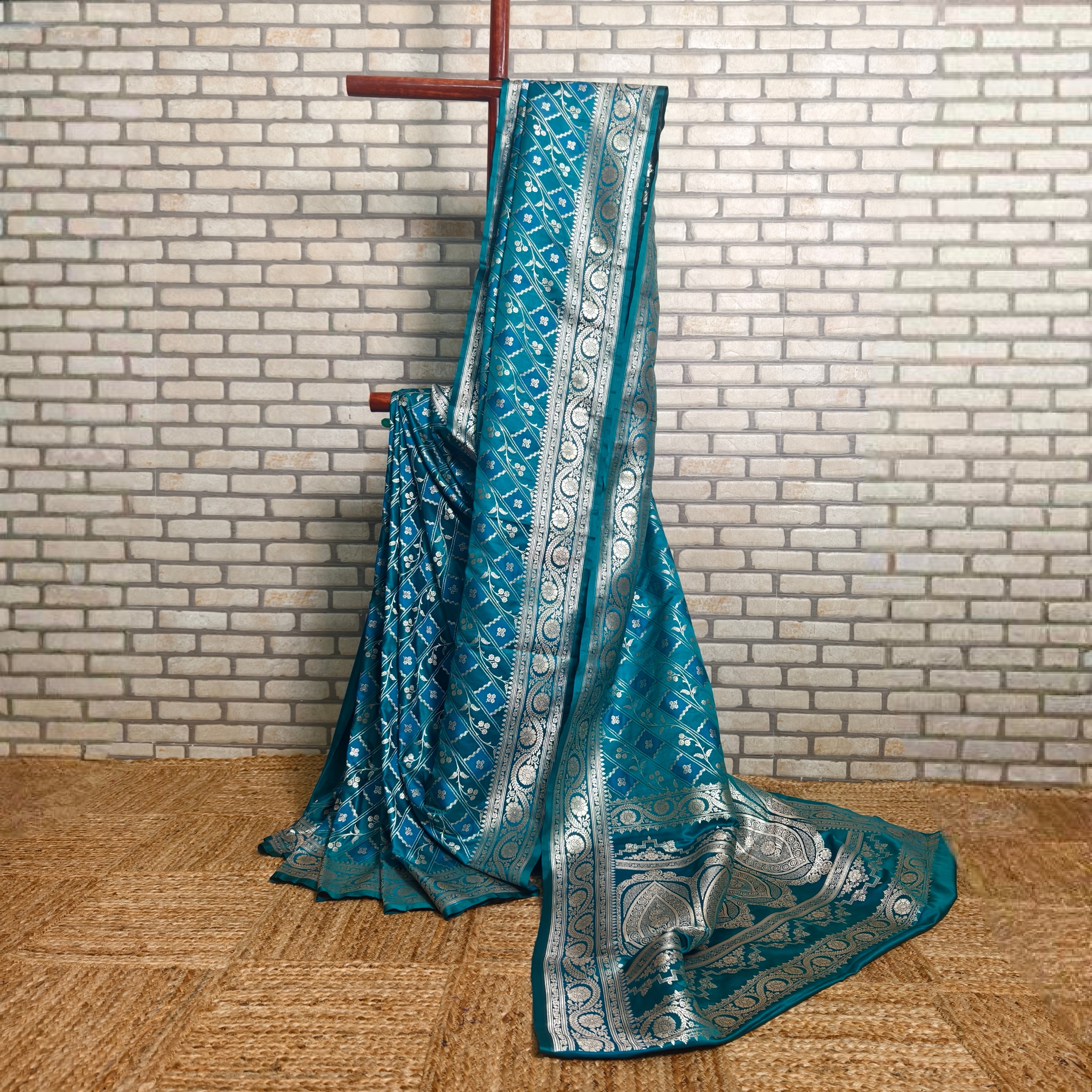 Two Tone Green Blue Mashru Silk Saree