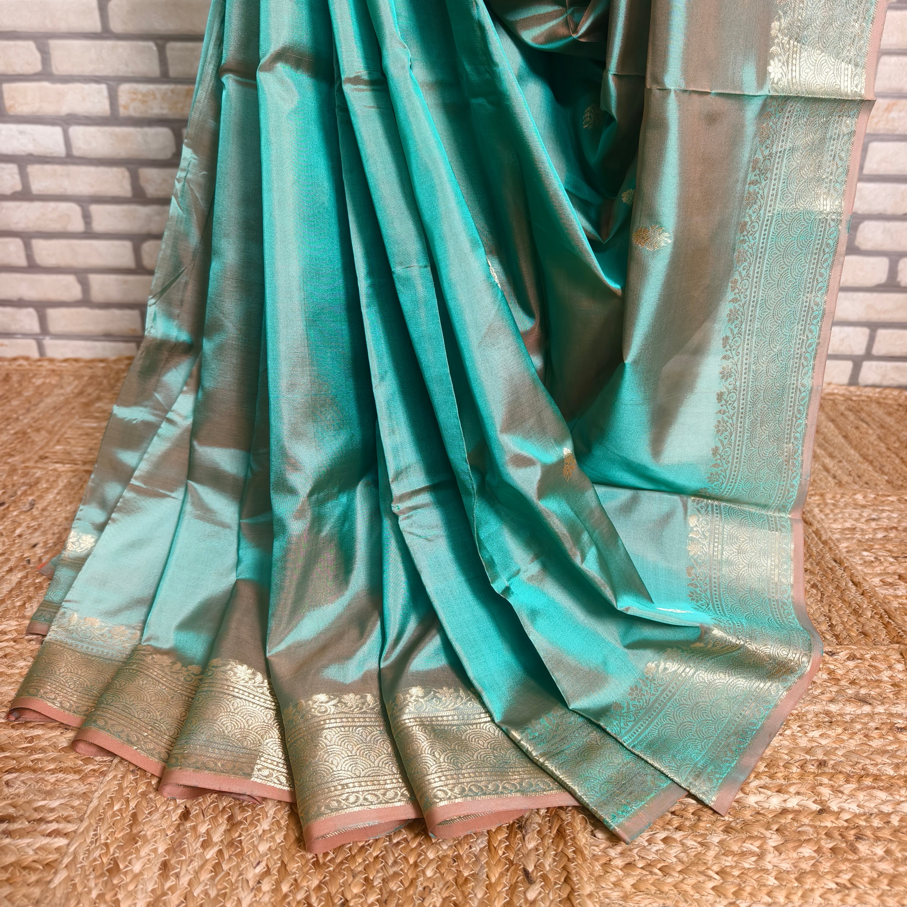 Two-tone Green Brick-Red Katan Silk Saree