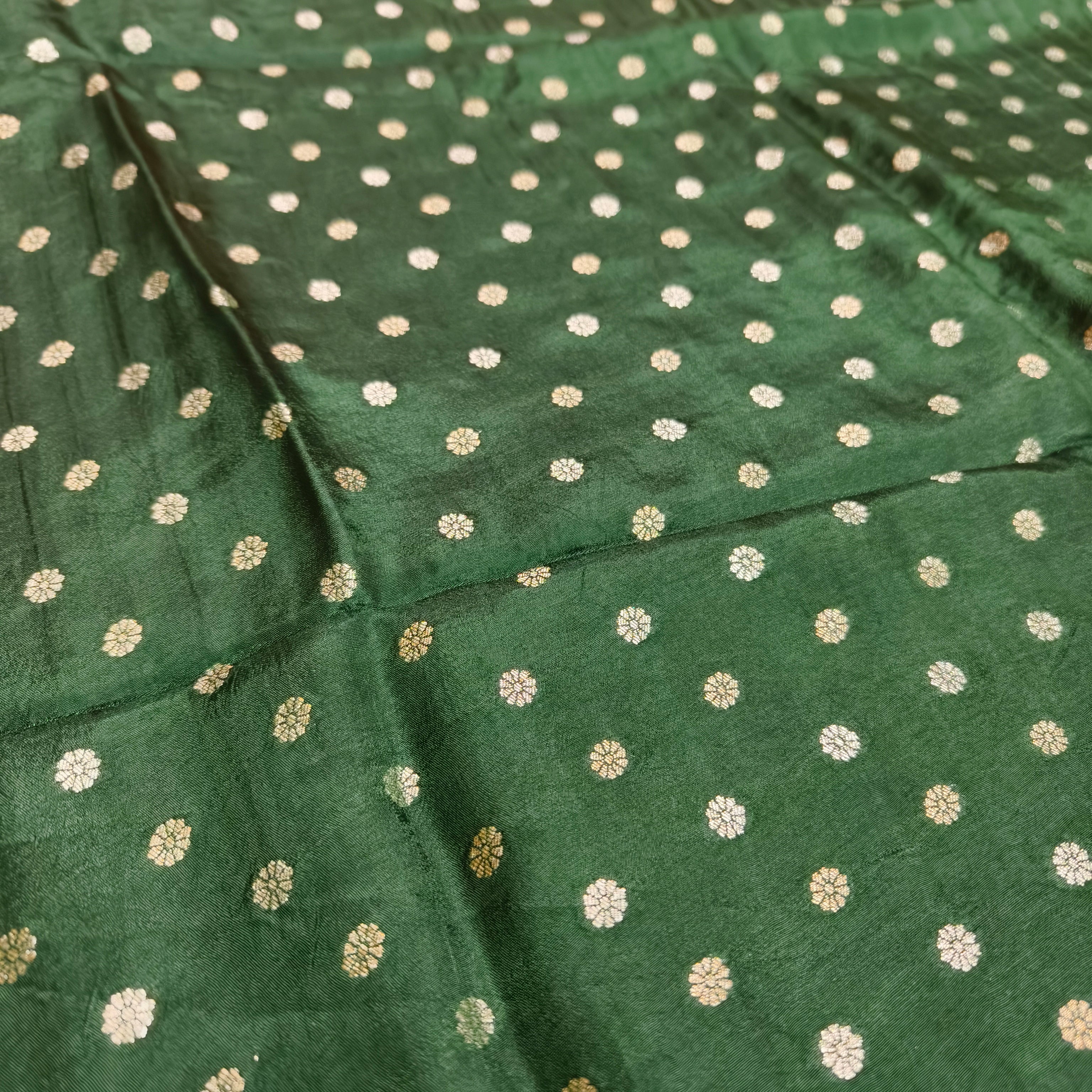 Mehendi Green Vintage Checkered Saree