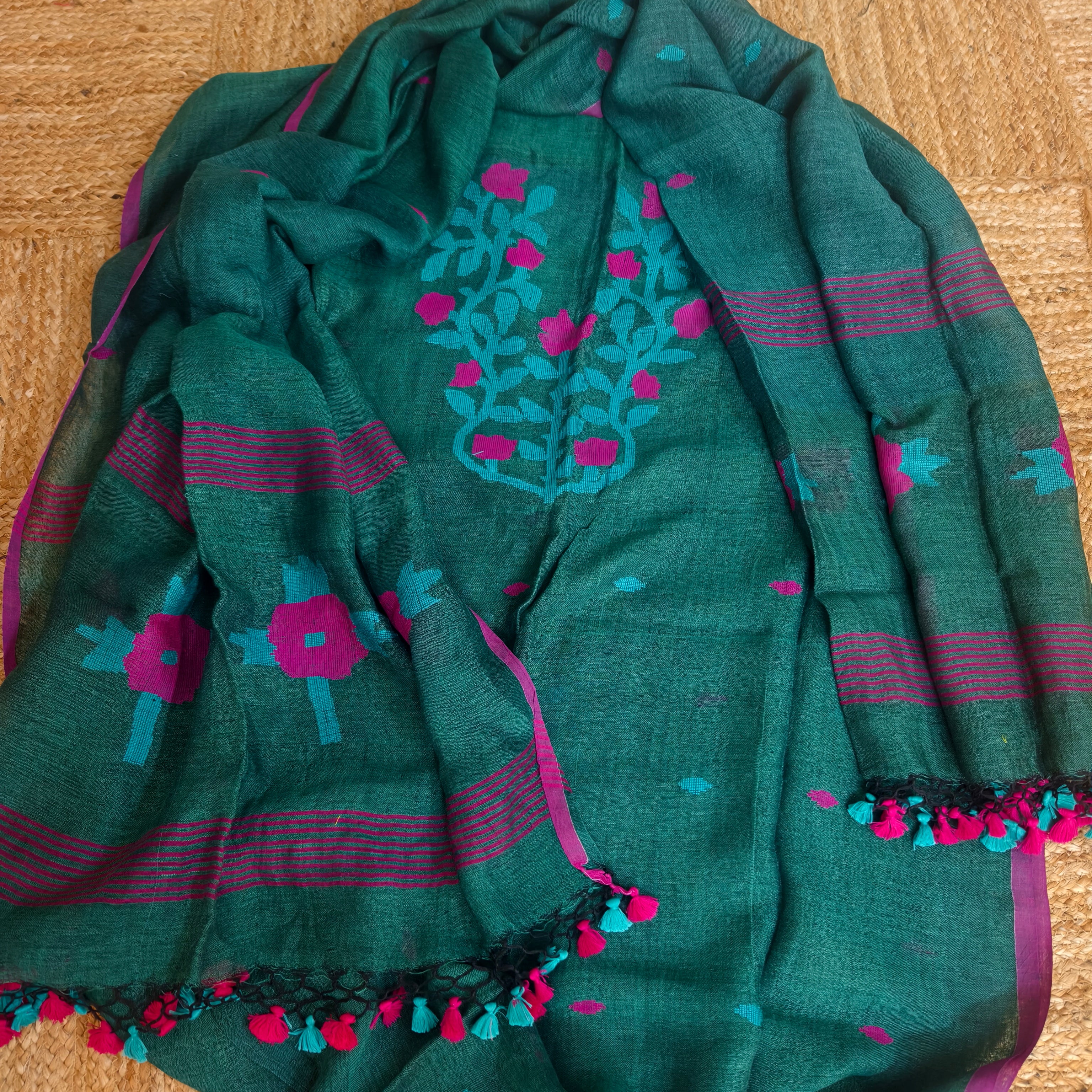 Emerald green cotton linen jamdani kurta dupatta set