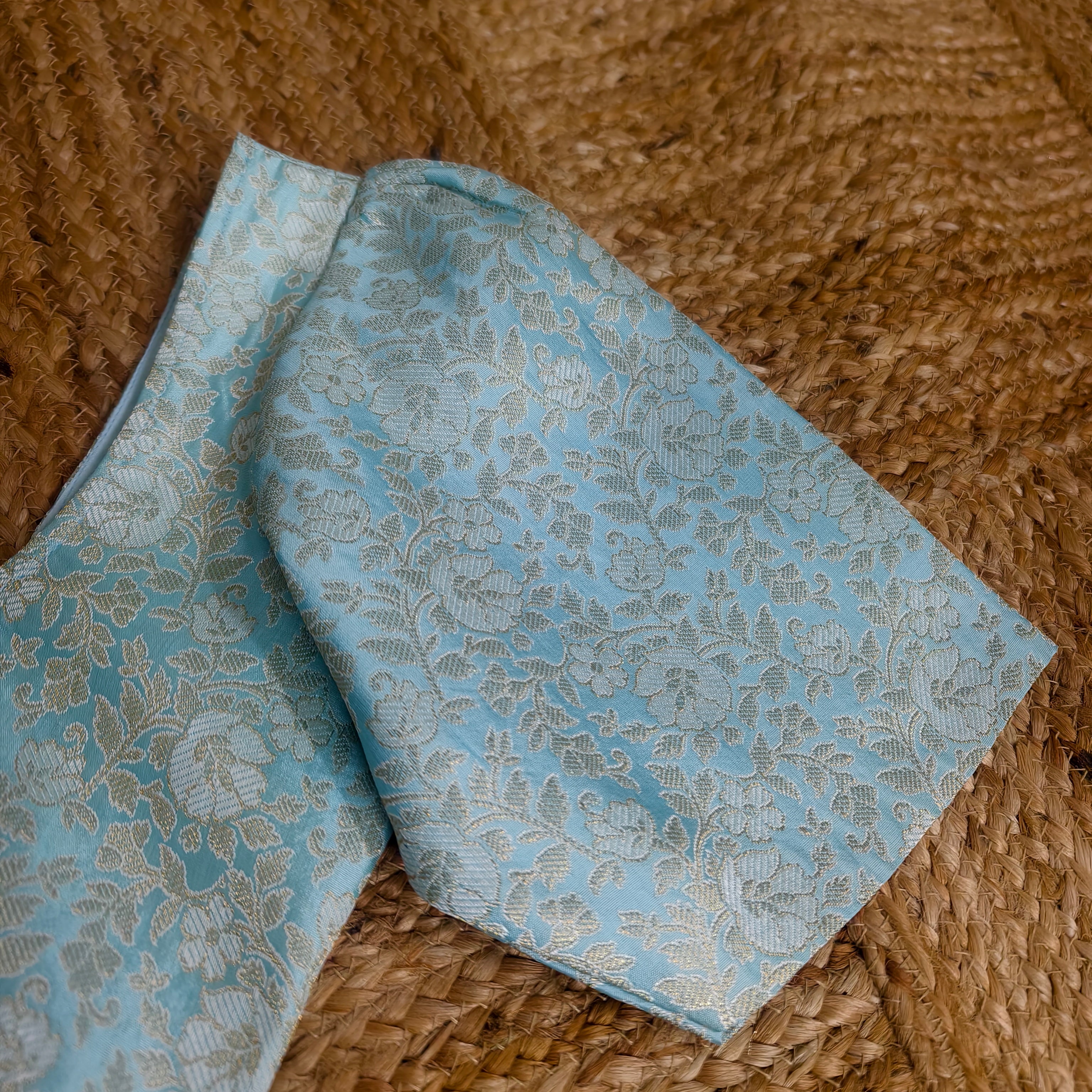 Pestal blue Banarasi brocade blouse corset with elbow puff sleeves size 38