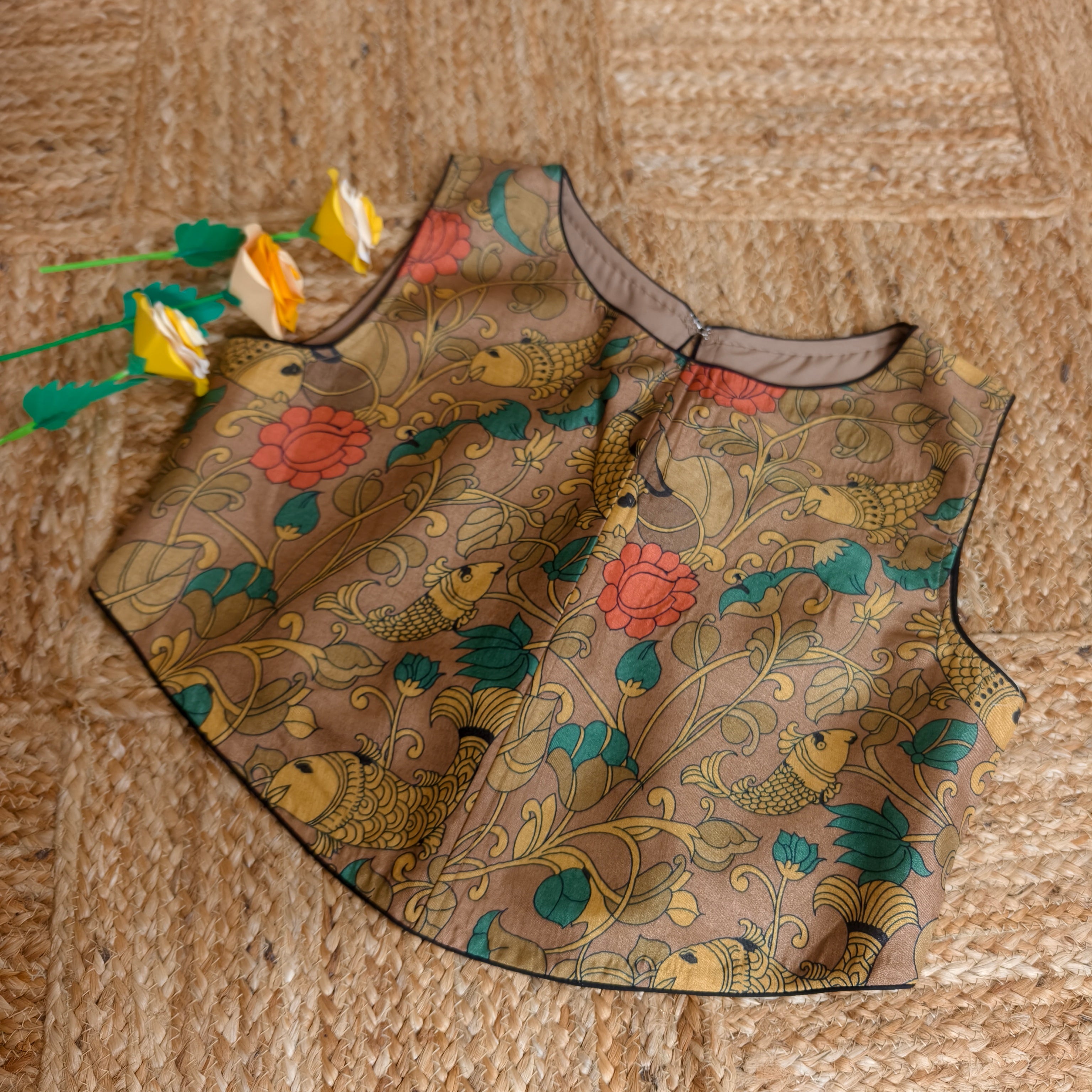 kalamkari sleeveless corset with back keyhole size 40