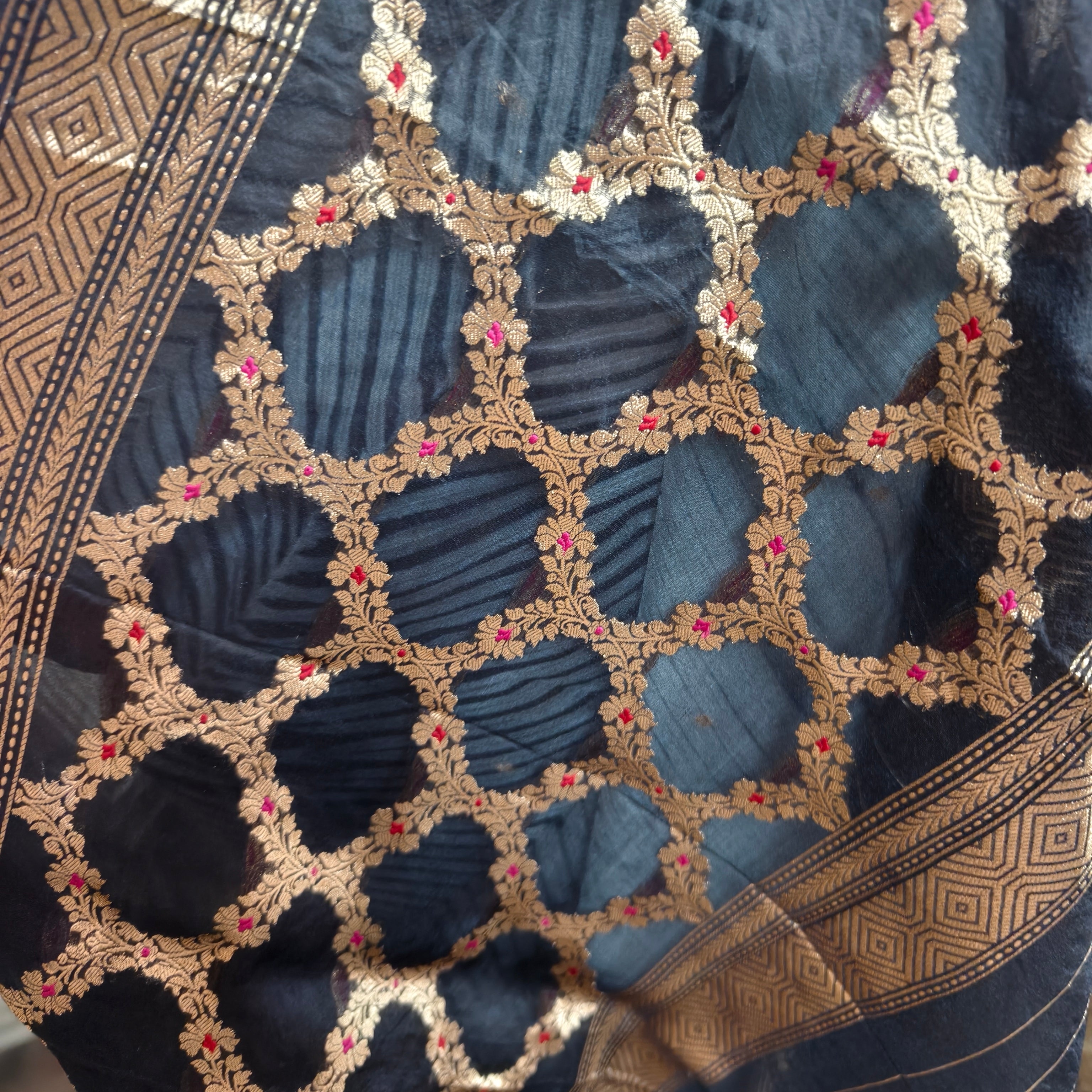 White and Black Arasi Dyed Silk Organza Saree
