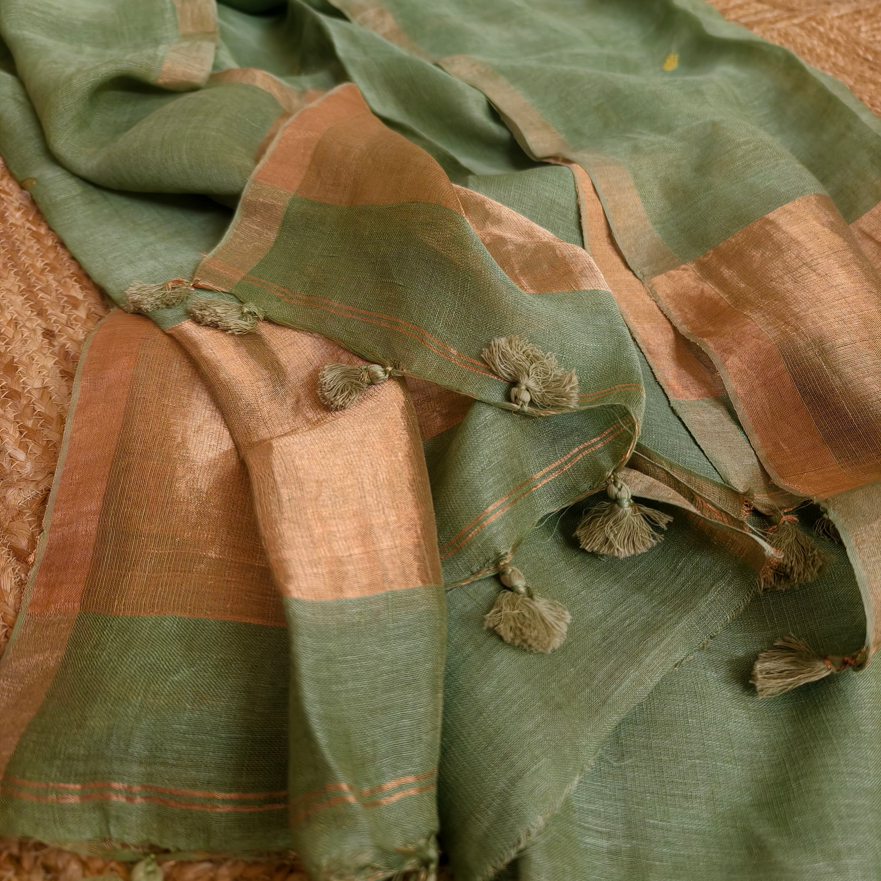 Pastel Green Linen Kurta Dupatta Set