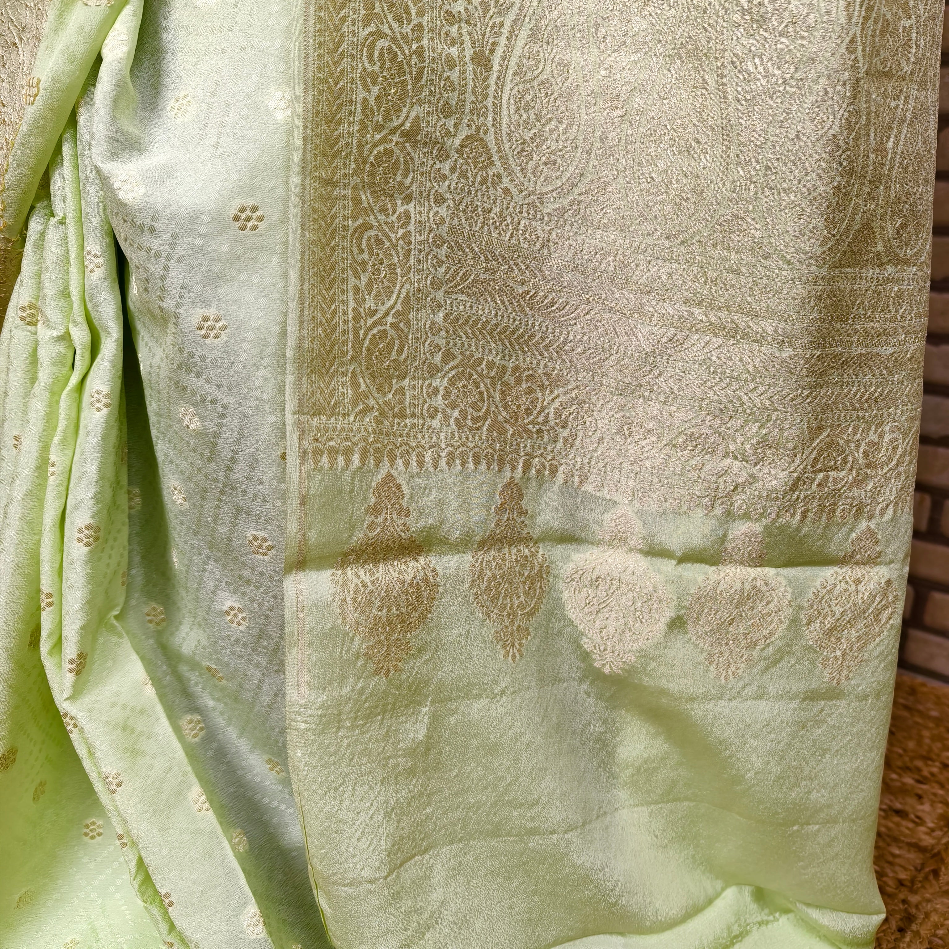 Pista Khaddi Georgette Saree