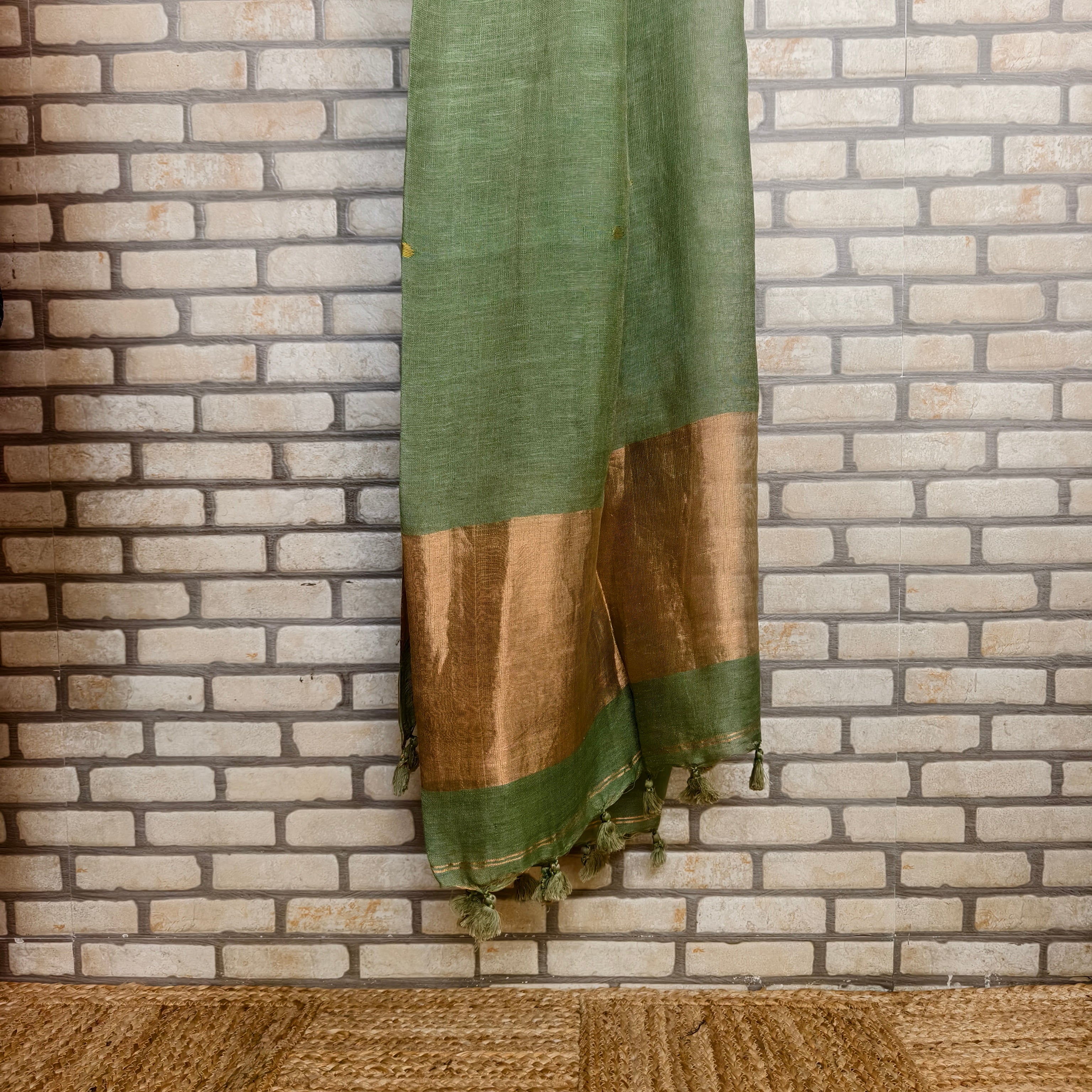 Pastel Green Linen Kurta Dupatta Set