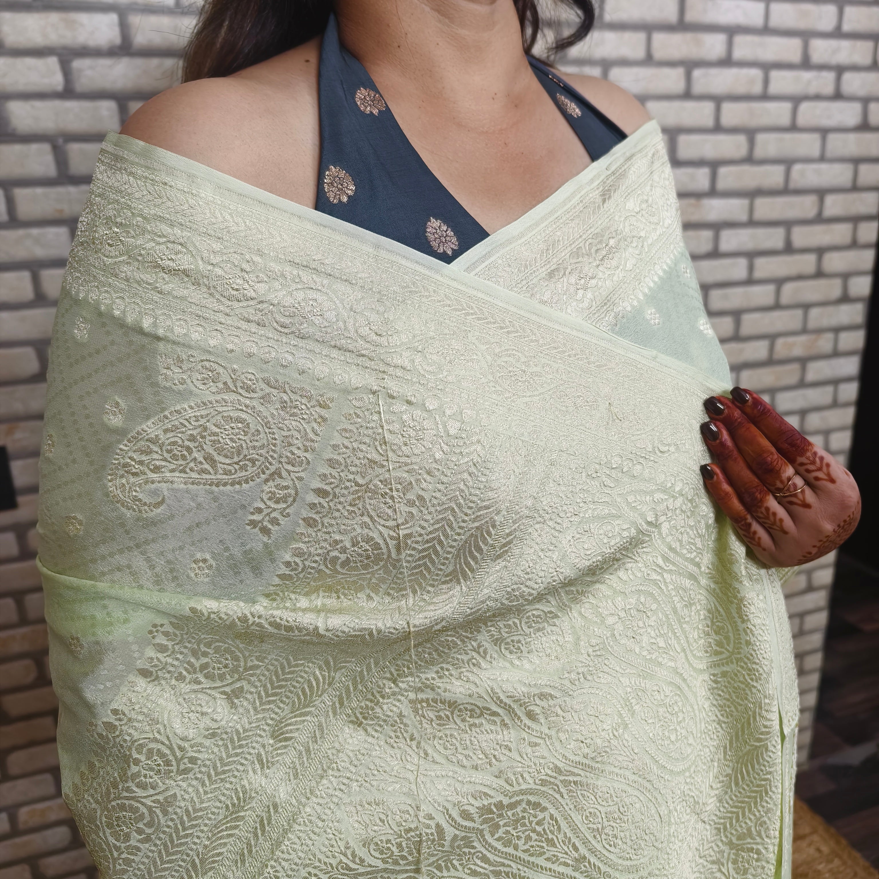Pista Khaddi Georgette Saree
